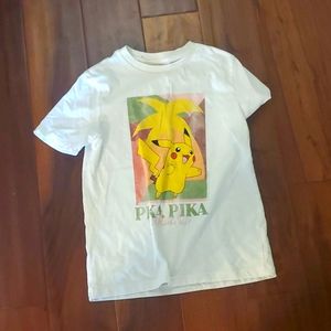 Pikachu tshirt
